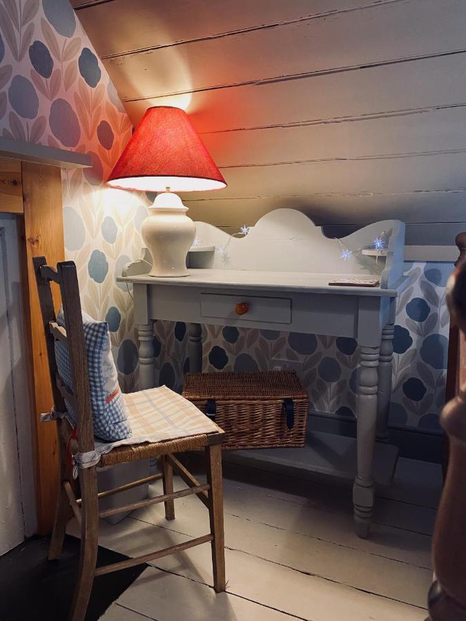 Quirky Highland Cottage With Stunning Views Fearn Lodge Extérieur photo