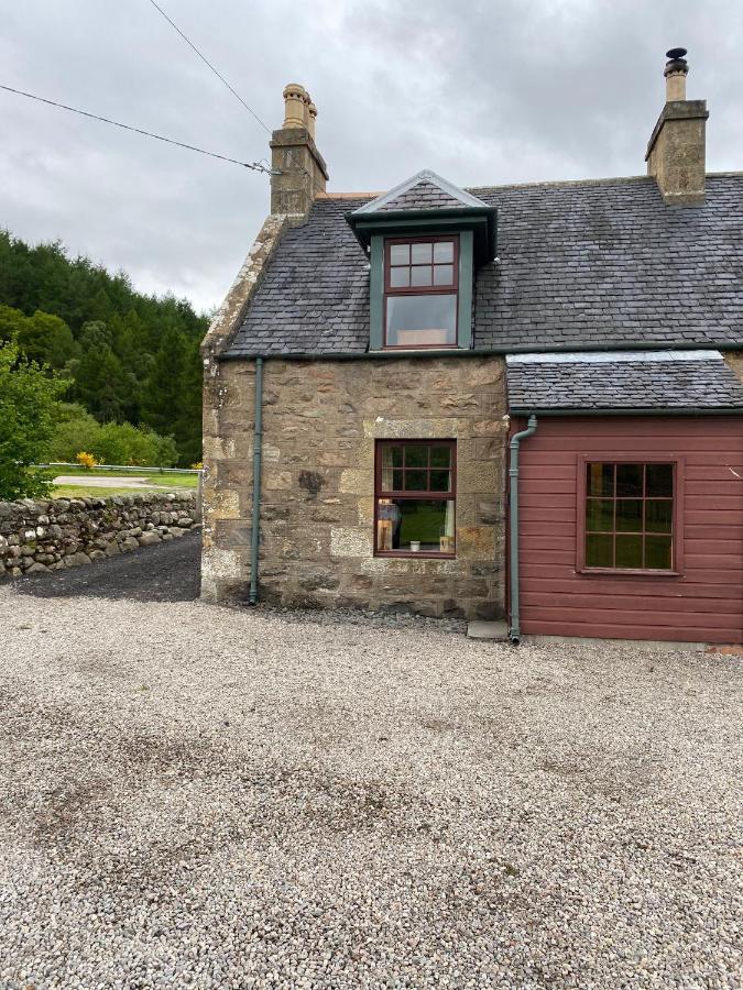 Quirky Highland Cottage With Stunning Views Fearn Lodge Extérieur photo